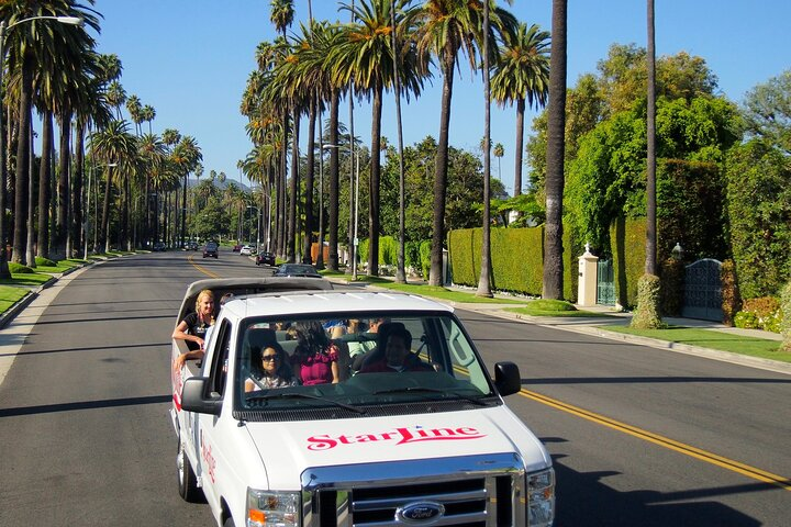 The Original Celebrity Homes Tour, since 1935!